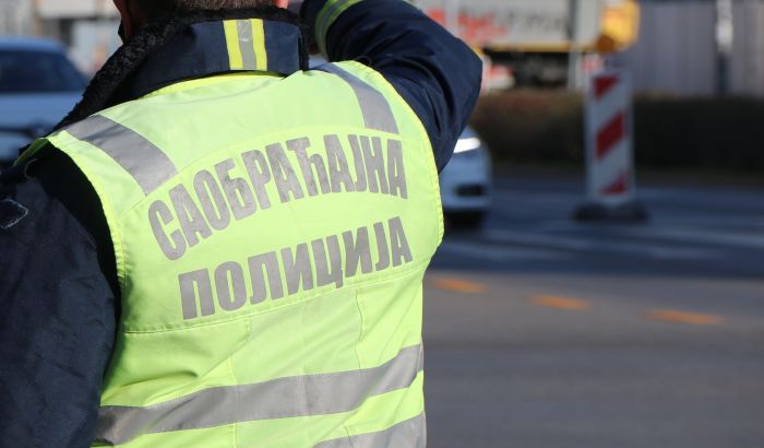 Jedna osoba lakše povređena u sudarima u Novom Sadu