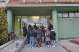 FOTO, VIDEO: Blokiran Poljoprivredni fakultet u Novom Sadu