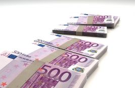 Žena osumnjičena da je prisvojila 35.000 evra od investitora da bi mu legalizovala objekte
