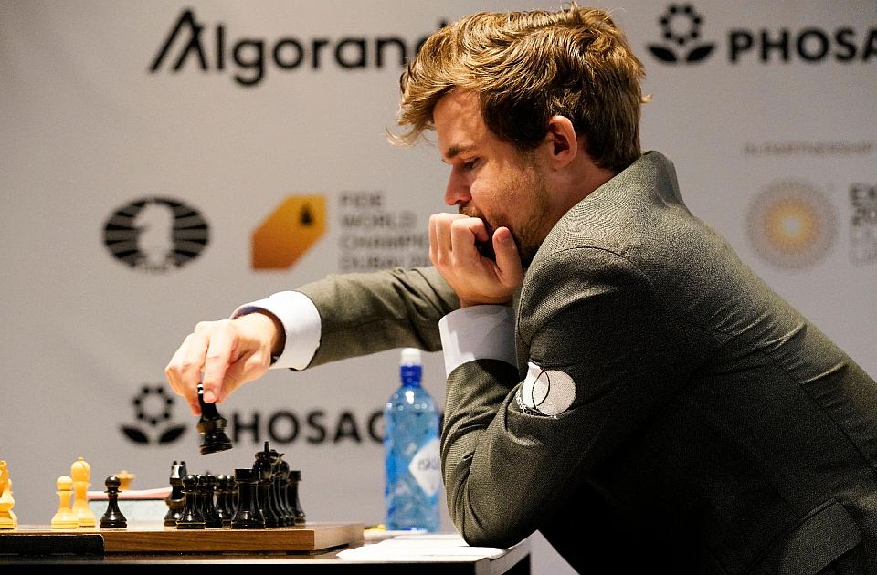 Šah za istoriju: Karlsen odbranio titulu svetskog šampiona