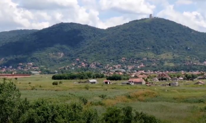 Novi putokazi na Vršačkim planinama od materijala koji se ne reciklira da ne budu kradeni