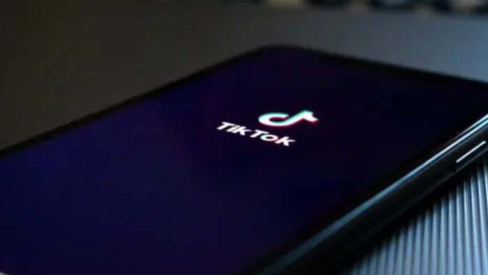 Amazon traži od zaposlenih da obrišu Tiktok sa telefona