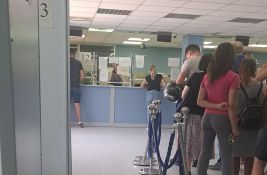 Novosađani se požalili na čekanje u redu za dokumente, stigao je i odgovor MUP