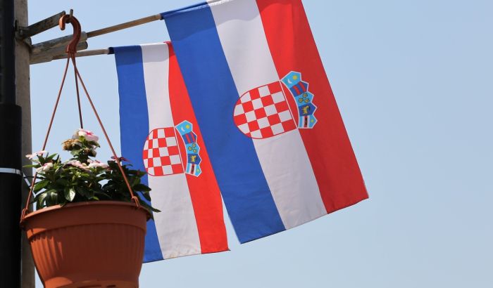 Počelo glasanje u Hrvatskoj, građani biraju predsednika