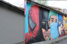 FOTO: Prekrečen novosadski mural posvećen medicinarima superherojima