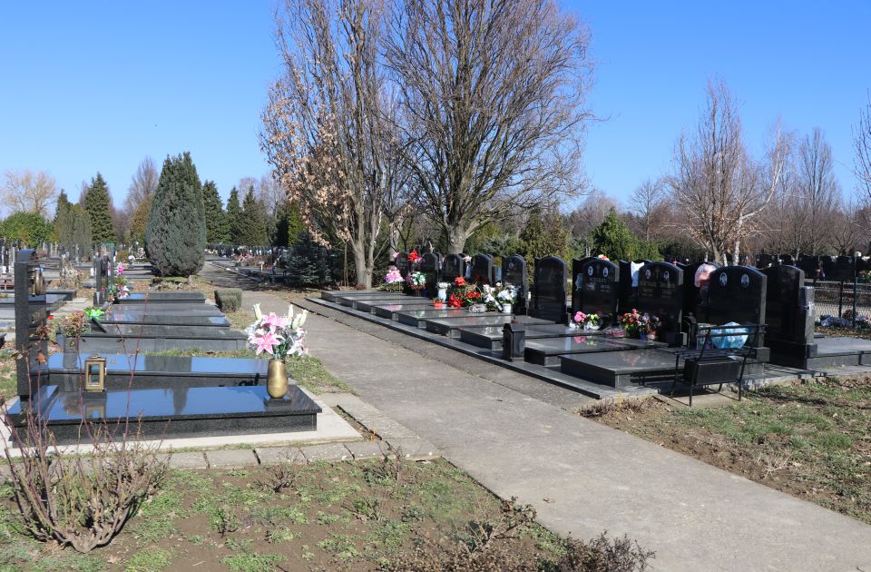Grad više ne pokriva troškove sahrana Novosađana preminulih od kovida, do sada odbijena 143 zahteva