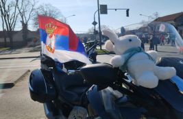 Nakon pokušaja uništavanja izložbe u Bačkoj Palanci: Danas novi skup, pozvani novosadski bajkeri