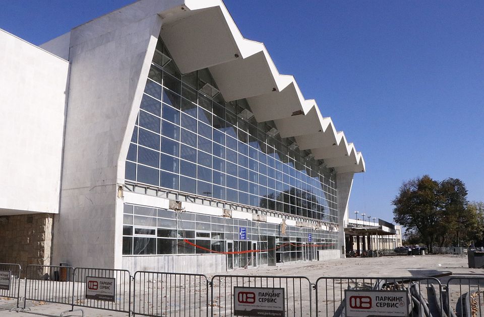 Tribina povodom pola godine od pada nadstrešnice danas u Železničkom parku