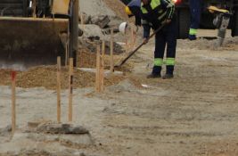Beočin daje 25 miliona za uređenje saobraćajnica - bez iznenađenja kad je reč o odabranom ponuđaču