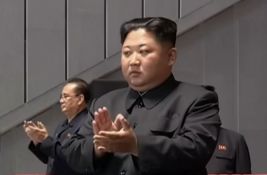 Južnokorejska obaveštajna služba: Kim Džong Un je vrlo gojazan