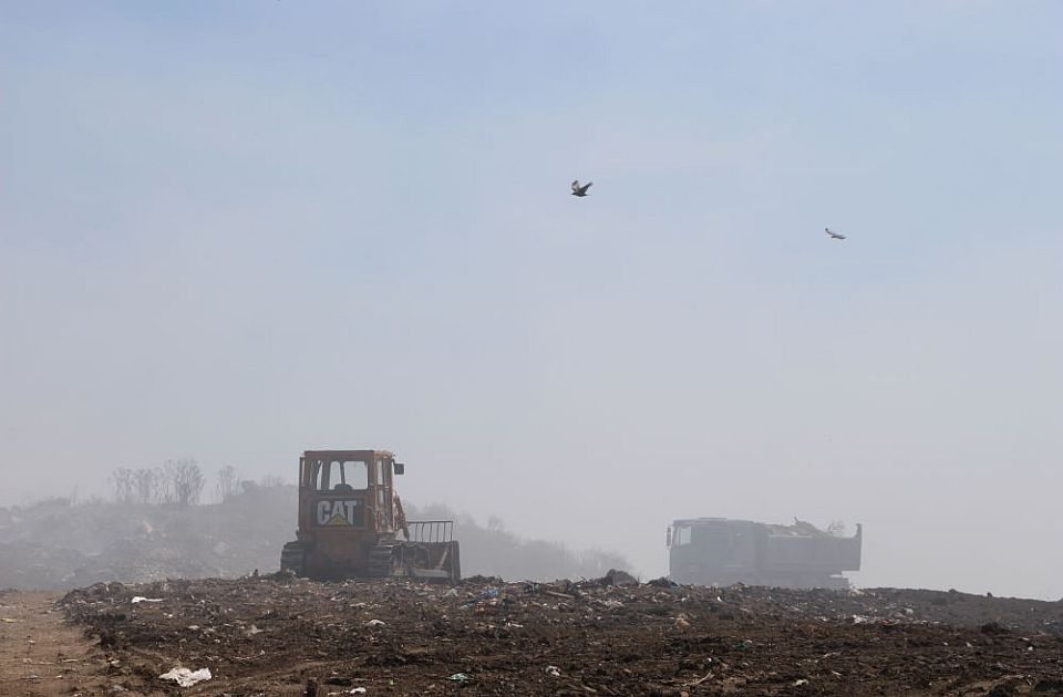 Milioni "bačeni" na Temerinsku deponiju - problemi traju godinama i komplikuju ih požari