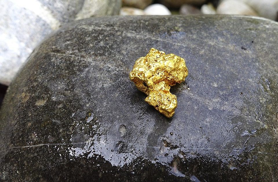 Vučić: Otkriveno novo nalazište zlata, među 100 najvećih u svetu, gde je znamo samo ja i premijerka