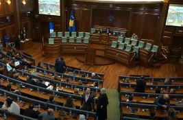 Ni iz 11. pokušaja: Ponovo prekinuta konstitutivna sednica Skupštine Kosova