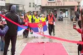 VIDEO Studenti ultramaratonci stigli u Ulm: Dijaspora i gradonačelnici na svečanom dočeku