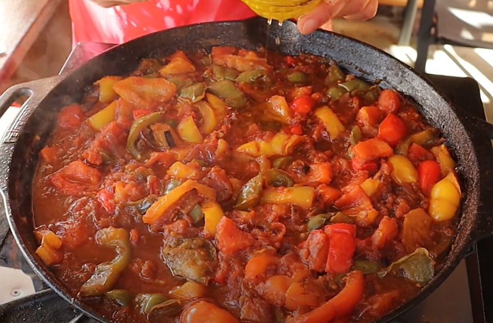  Pikantni sataraš - Malo drugačija verzija tradicionalnog balkanskog jela