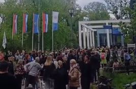 VIDEO: Protestna šetnja u znak podrške autoprevozniku Milomiru Jaćimoviću