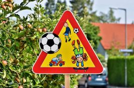 Četvoro osnovaca predstavljaće Srbiju na Evropskom takmičenju u poznavanju saobraćaja