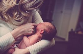 Stižu lepe vesti: U Novom Sadu za jedan dan rođeno 19 beba