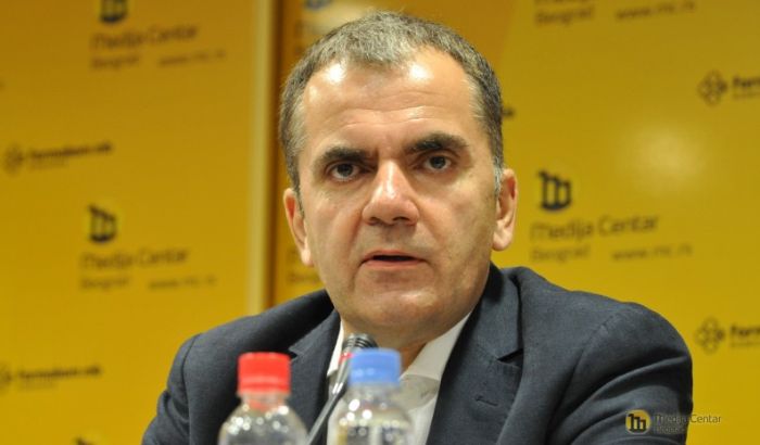 Ombudsman: Najranjivije grupe Romi, stari, žene, deca, osobe sa invaliditetom, LGBTI populacija Ombudsman: Najranjivije grupe Romi, stari, žene, deca, osobe sa invaliditetom, LGBTI populacija