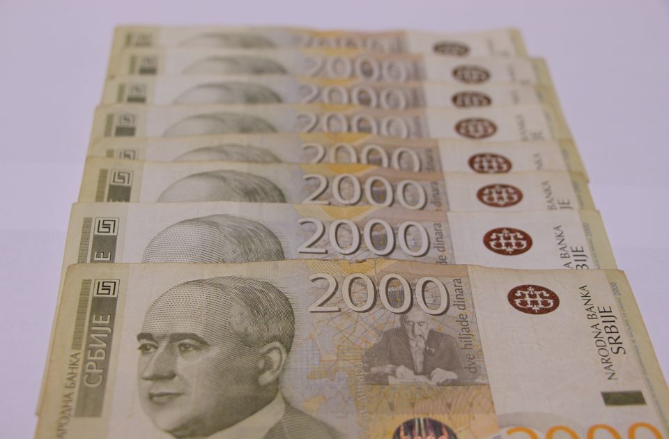 Vlada: Isplata 20.000 dinara novčane pomoći od 30. novembra