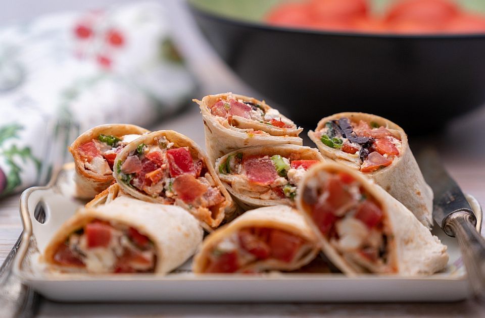 Ako ujutru nemate vremena, ali imate apetit: Brzinska tortilja sa sirom i povrćem