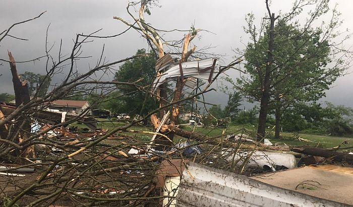 FOTO, VIDEO: Tornado opustošio gradić u SAD, ima i mrtvih