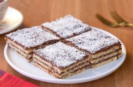 VIDEO: Turski kolač sa pudingom i keksom