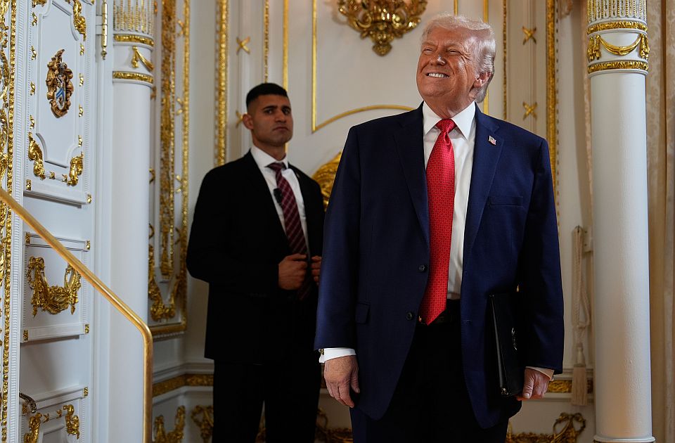 Tramp uvodi carine za osam evropskih zemalja zbog Grenlanda