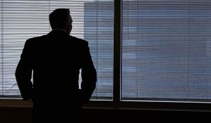 Agencija protiv korupcije preporučila razrešenje dekana fakulteta, zaposlio ćerke, kumu i šuraka