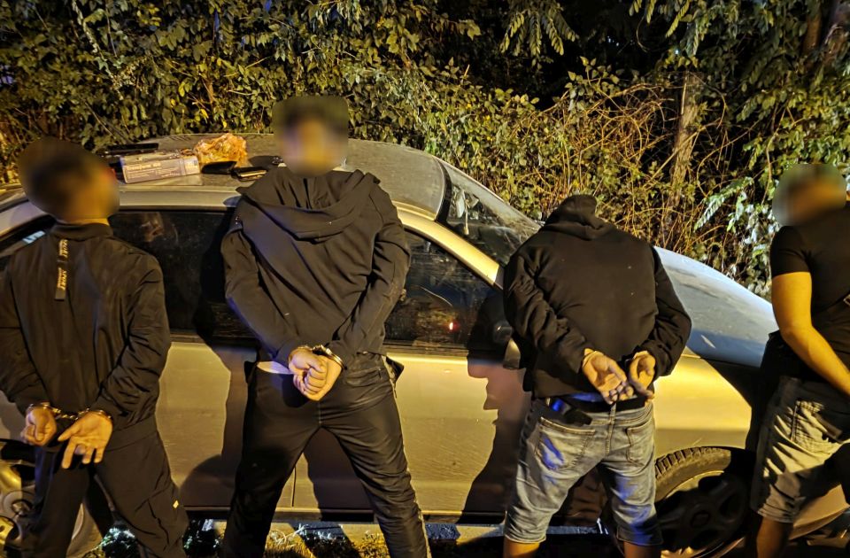 FOTO: Četvorica uhapšena zbog više od 30 teških krađa u Novom Sadu, Somboru, Subotici...