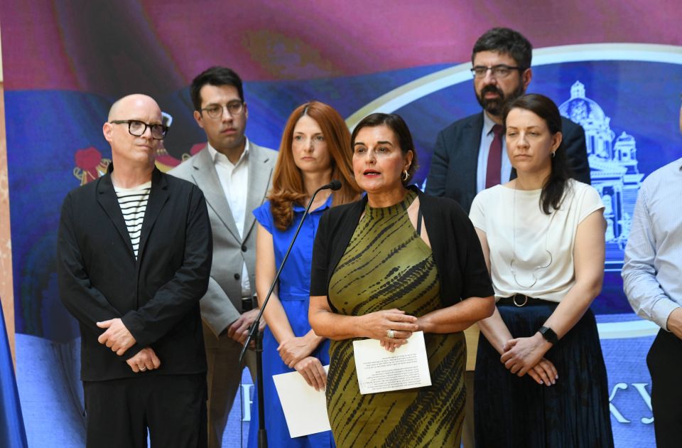 Jer ih je Vučić nazvao ološem i pretio im: Lideri Evropske zelene partije pisali čelnicima EU, evo šta traže