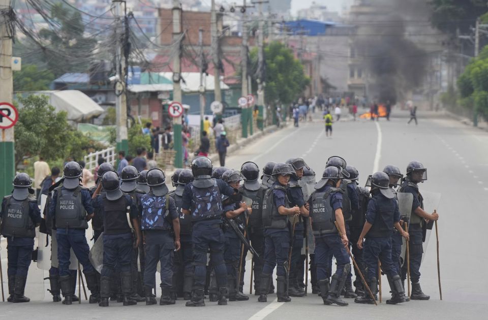 Ukinuta blokada društvenih mreža u Nepalu posle demonstracija u kojima je poginulo 19 osoba Ukinuta blokada društvenih mreža u Nepalu posle demonstracija u kojima je poginulo 19 osoba