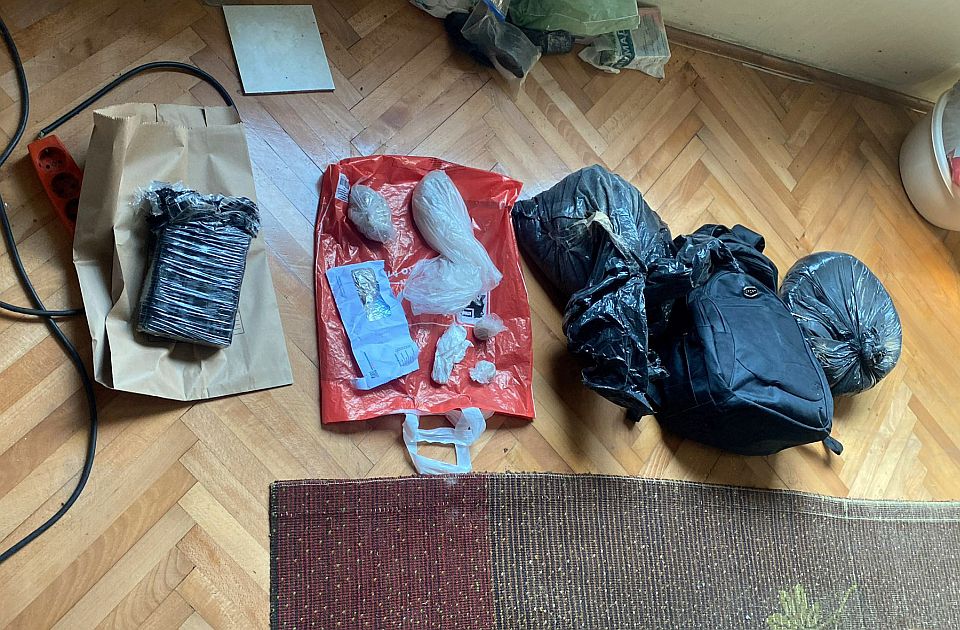 U Beogradu zaplenjeno dva kilograma heroina i 800 grama kokaina, uhapšena dvojica