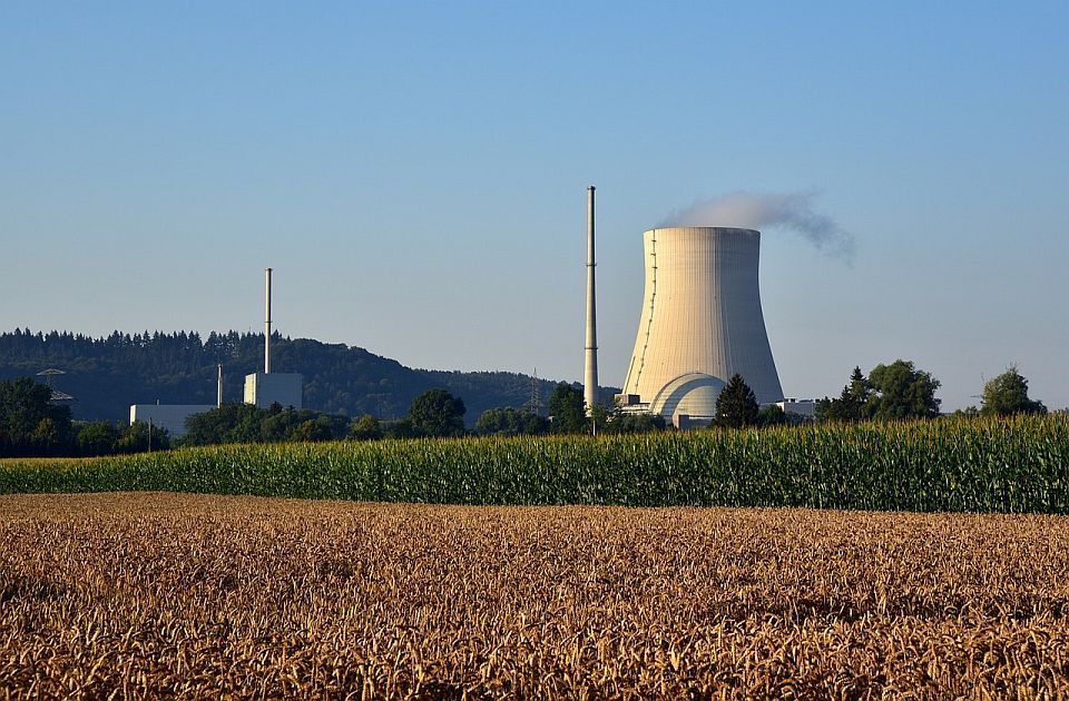 Japan zatvara pet nuklearnih elektrana do 2040.