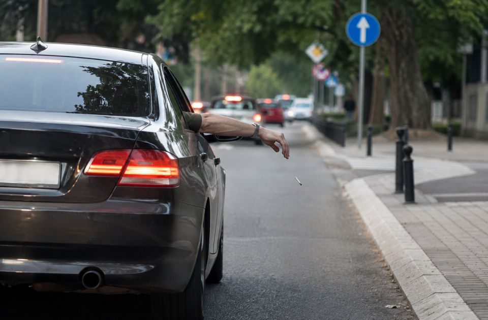 Jedna loša navika vozača može da izazove katastrofalne požare