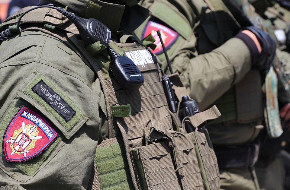 GP Bravo podnosi prijavu protiv žandarma koji je udario ženu u Novom Sadu