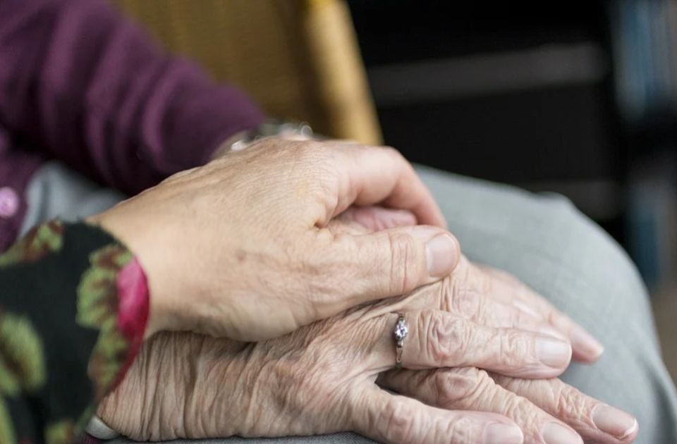 Žene će u penziju sa 63 godine i četiri meseca, kao i sa 15 godina staža