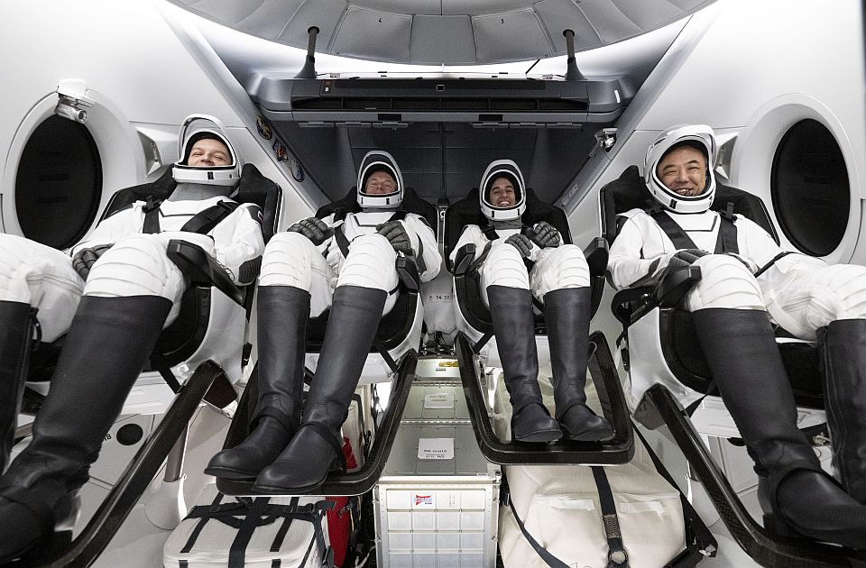 Četvoro astronauta se vratilo na Zemlju nakon šest meseci na Međunarodnoj svemirskoj stanici