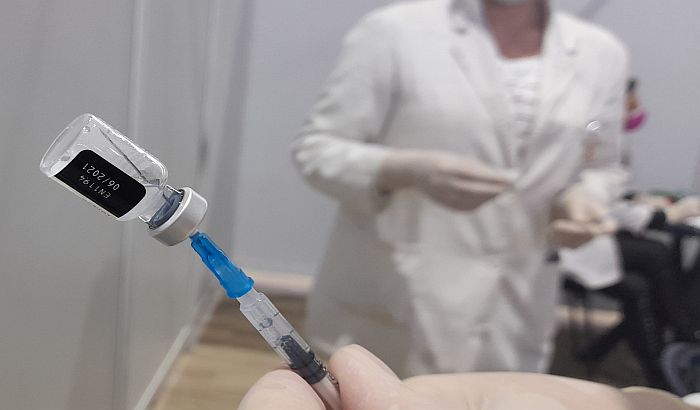 Lekarska komora Vojvodine poziva građane da se imunizuju: Sumnja u vakcinaciju naučno neutemeljena