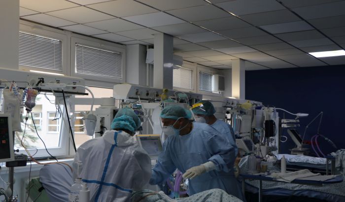 Ponovo pad broja zaraženih kovidom u novosadskim bolnicama