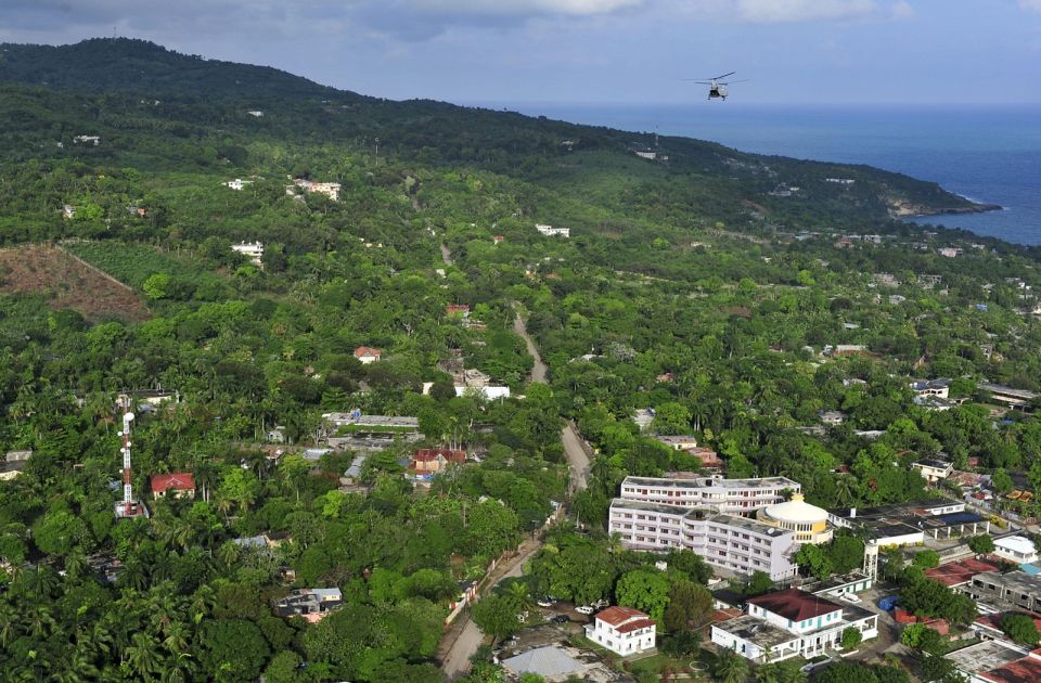 SAD zatvorile ambasadu na Haitiju zbog oružanog sukoba bandi