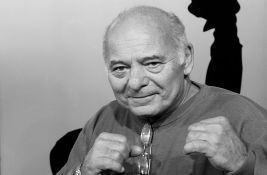 Preminuo Bert Jang, najpoznatiji po ulogama u Rokiju i Bilo jednom u Americi