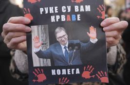 Džihić: Vučić klasični despot opsednut vlašću, on sada ima dve opcije