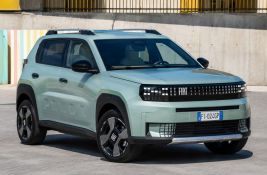 Skoro 22.000 automobila Fiat Grande Panda mora vanredno u servis