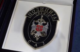 Zvonka Veselinovića čuva aktivni snajperista SAJ-a