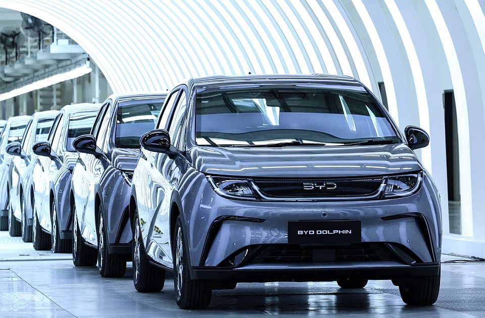 Kina postala svetski lider u proizvodnji električnih automobila, BYD uskoro počinje proizvodnju kod Segedina