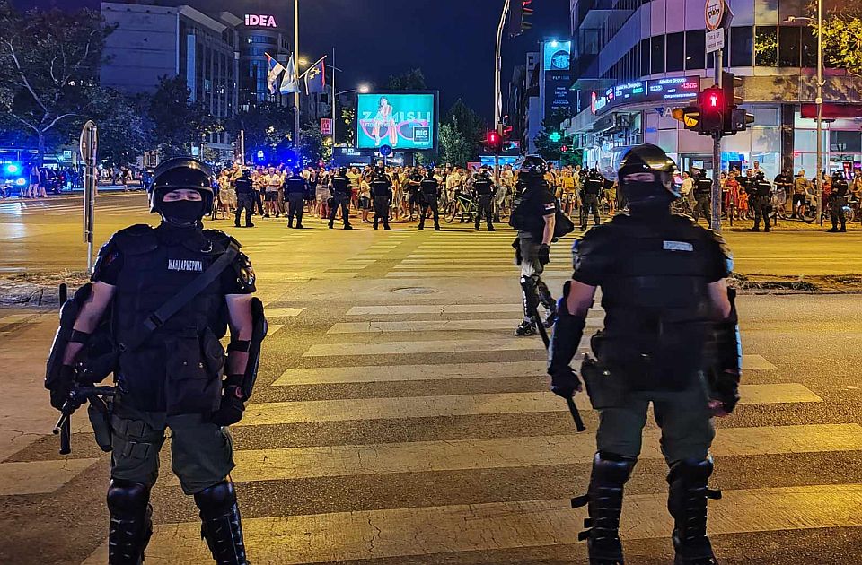 Blokade širom Srbije: Koliko osoba je legitimisano, a koliko privedeno?
