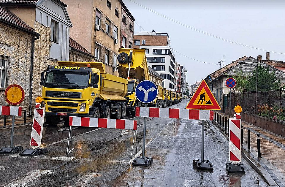 Vozači, pripremite živce: Počeli radovi u Jovana Subotića, saobraćaj obustavljen u delu ulice