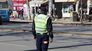 Građani Srbije plaćaju kazne, stranci uspešno izbegavaju