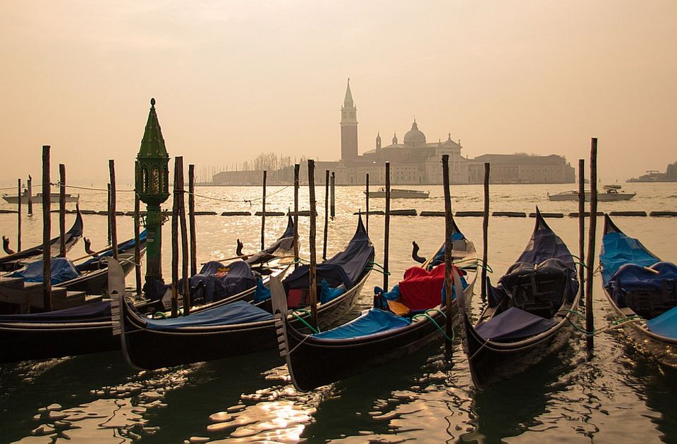 Turisti ukrali gondolu u Veneciji, smejali se vlasniku
